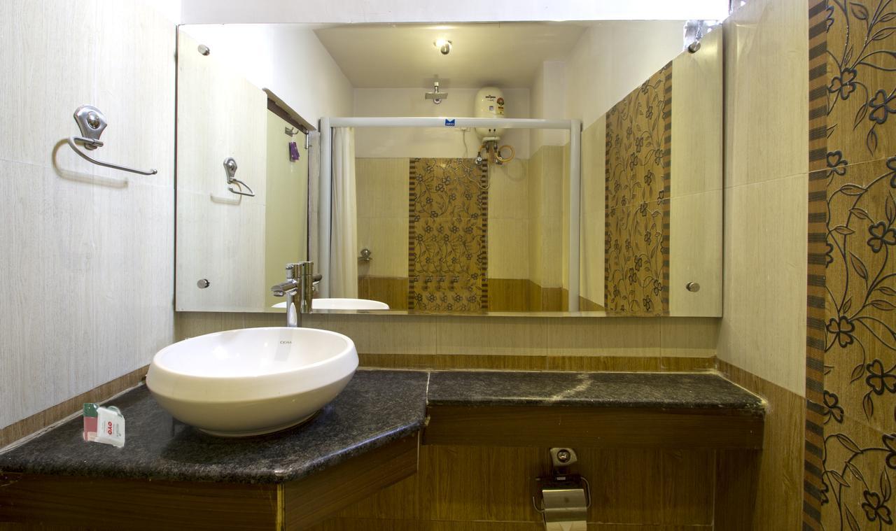 Oyo 984 Hotel Gn International Lālāguda 외부 사진